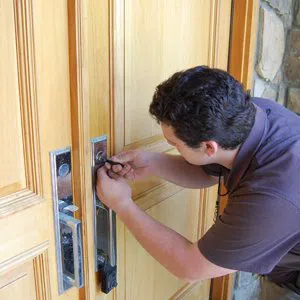 Super Locksmith Service San Antonio, TX 210-780-7332 - house-locksmith